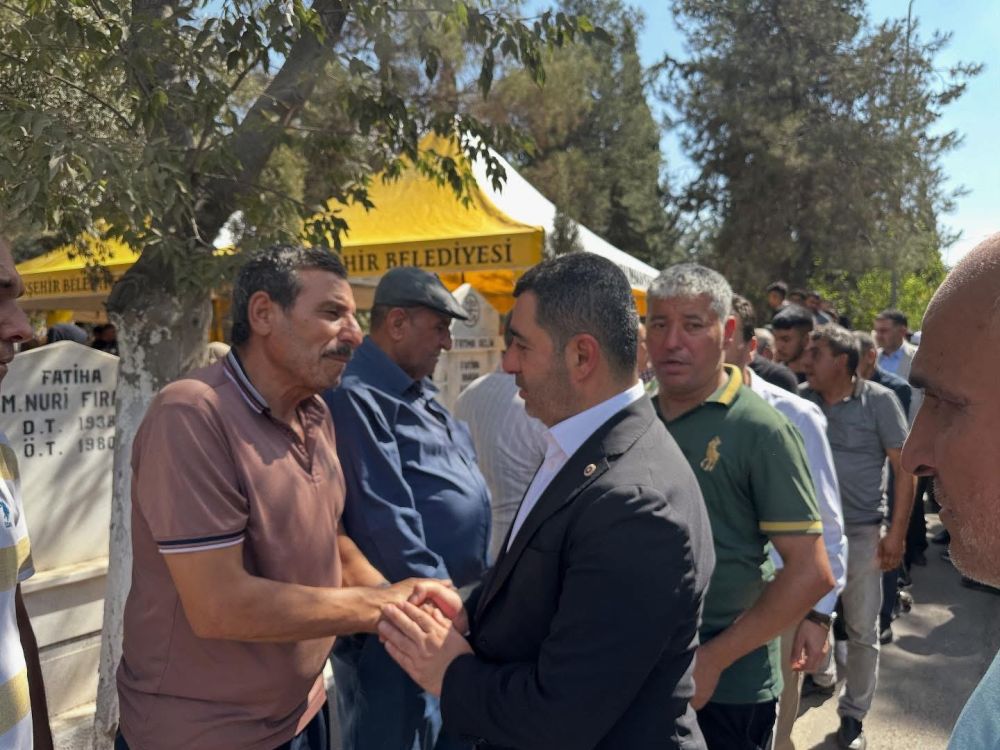 Amigo Hacı cenaze4-i68cbe73055951.jpg